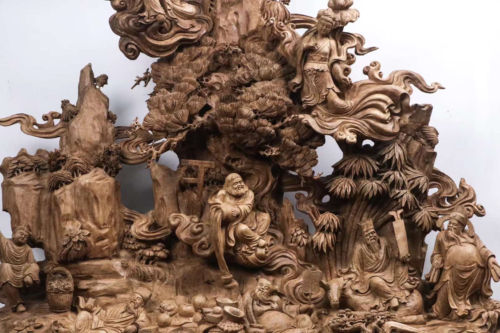 印尼沉香木大师雕刻《八仙齐聚》(图2)